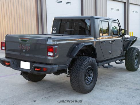 Used 2023 Jeep Gladiator Mojave w/ Trailer Tow Package image 8