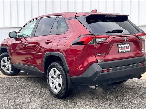 Used 2025 Toyota RAV4 LE image 15