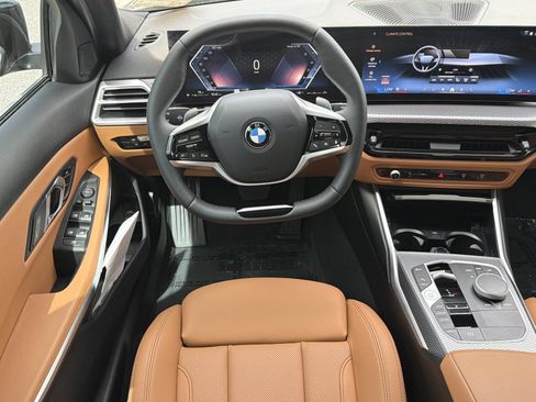 Used 2025 BMW 330i Sedan w/ M Sport Package RWD image 14