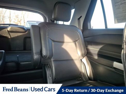 Certified 2022 Ford Explorer XLT w/ Equipment Group 202A image 20
