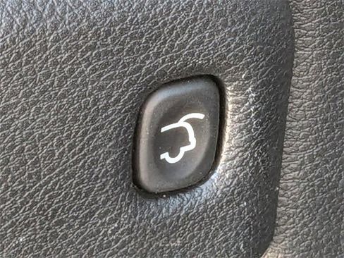 Used 2023 Dodge Durango GT image 15