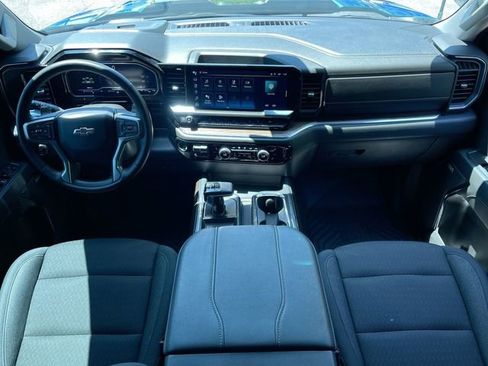 Used 2024 Chevrolet Silverado 1500 LT Trail Boss w/ Convenience Package II AWD/4WD image 20