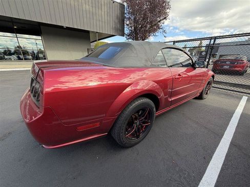 Used 2007 Ford Mustang GT RWD image 4