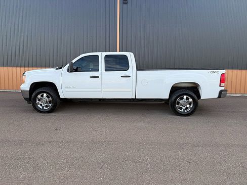 Used 2014 GMC Sierra 3500 SLE image 3