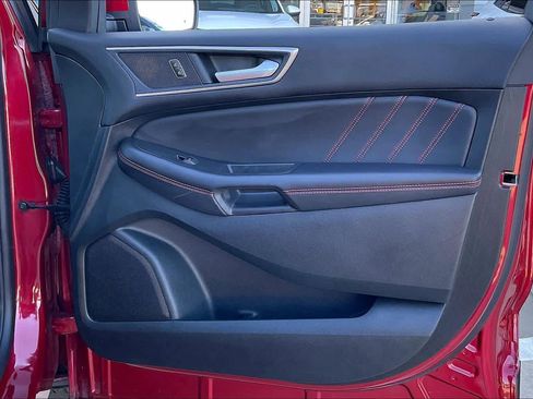 Used 2023 Ford Edge ST-Line image 21