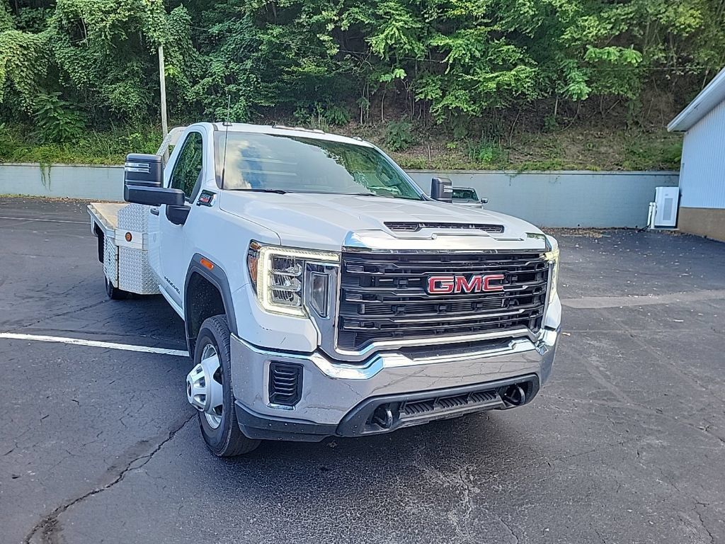 Used 2022 GMC Sierra 3500 Pro w/ Convenience Package AWD/4WD image 4
