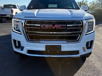 Used 2021 GMC Yukon XL SLT w/ Rear Media and Nav Package