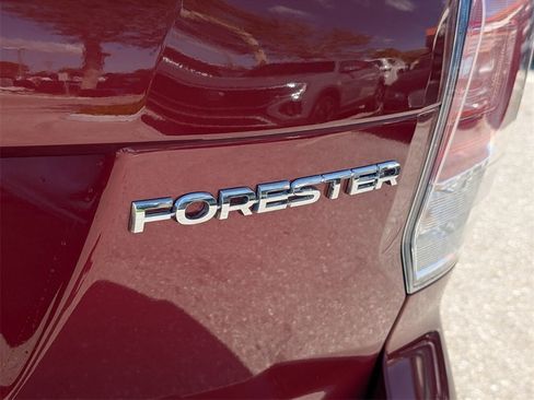Used 2018 Subaru Forester 2.5i Limited image 16