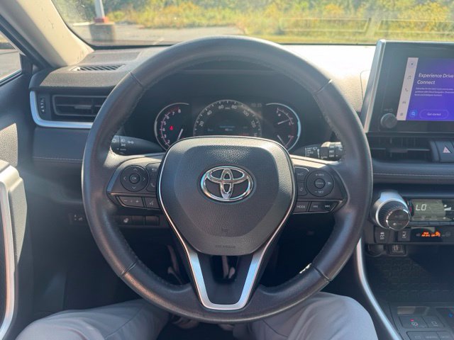 Certified 2023 Toyota RAV4 XLE w/ XLE Grade Weather Package AWD/4WD image 21
