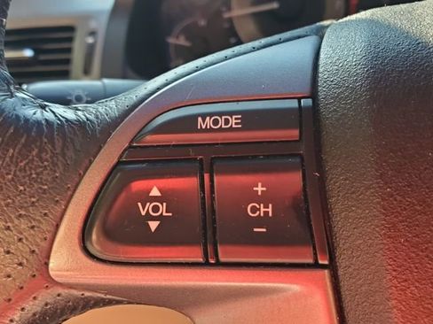 Used 2012 Honda Odyssey EX-L image 23