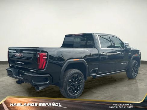 New 2026 GMC Sierra 2500 Denali w/ Denali Reserve Package image 6