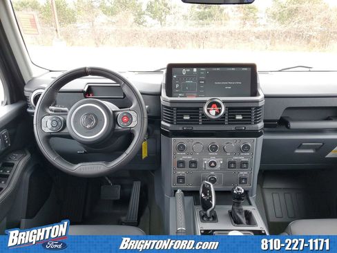 Used 2025 INEOS Grenadier Fieldmaster Edition image 13