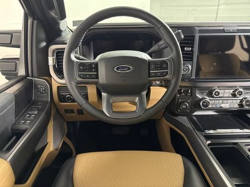 New 2026 Ford F250 Lariat w/ Black Appearance Package AWD/4WD image 21
