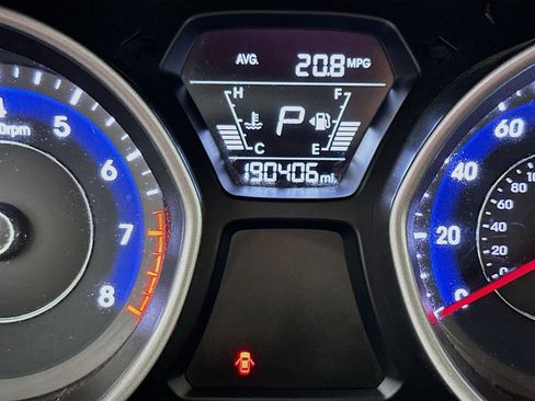 Used 2016 Hyundai Elantra SE FWD image 13