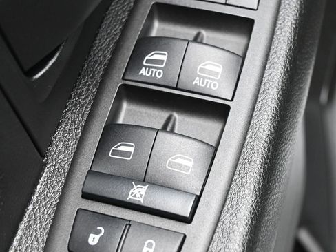 Used 2023 RAM 3500 Tradesman image 13