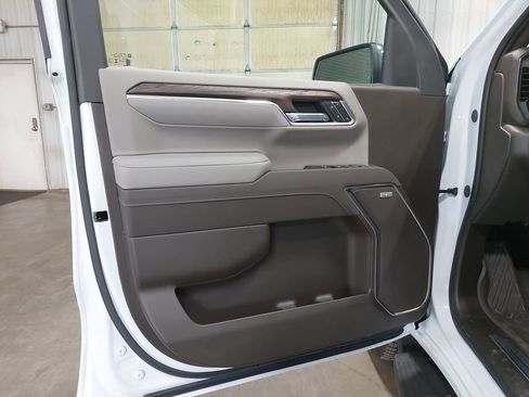 New 2026 GMC Sierra 1500 SLT w/ SLT Premium Plus Package image 26