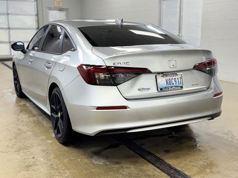Used 2025 Honda Civic FWD Hybrid Sedan image 7