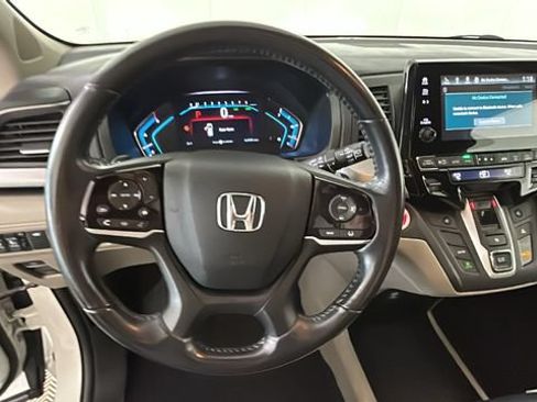 Used 2018 Honda Odyssey EX-L image 15