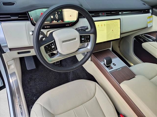New 2026 Land Rover Range Rover SE AWD/4WD image 3
