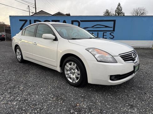 Used 2009 Nissan Altima 2.5 S w/ Convenience Pkg image 1