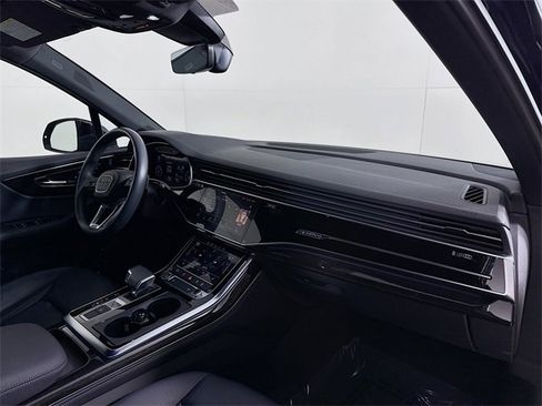 Used 2023 Audi Q7 3.0T Premium Plus image 31