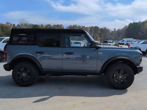 New 2025 Ford Bronco Big Bend w/ Black Diamond Package image 3