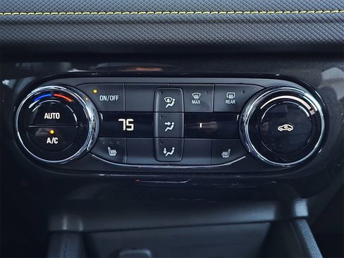 New 2025 Chevrolet TrailBlazer ACTIV w/ Convenience Package image 21