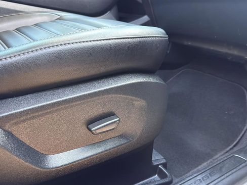 Used 2023 Ford Edge SEL w/ Convenience Package image 23