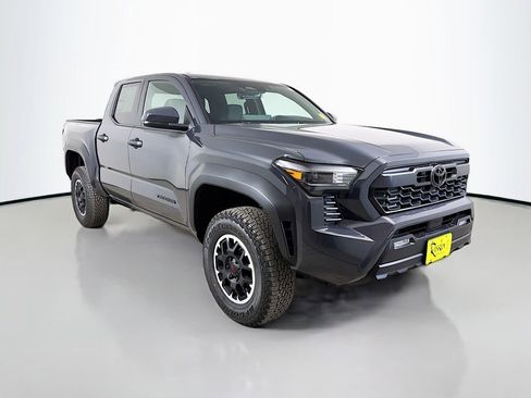New 2026 Toyota Tacoma TRD Off-Road AWD/4WD image 3