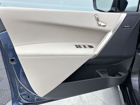 New 2026 BMW iX xDrive45 image 26