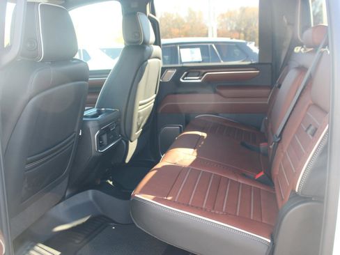 New 2026 GMC Sierra 2500 Denali Ultimate image 13