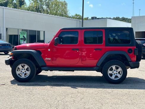 Used 2019 Jeep Wrangler Unlimited Sport S AWD/4WD image 4