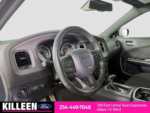 Used 2023 Dodge Charger Scat Pack w/ Navigation & Travel Group image 10