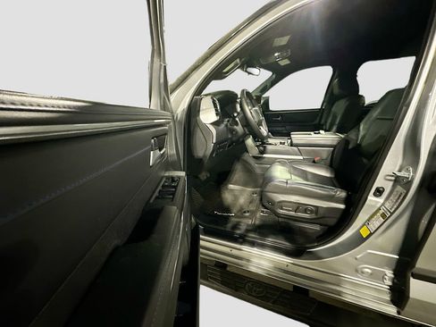 Used 2022 Toyota Tundra Platinum image 12