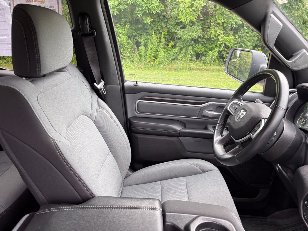 Used 2023 RAM 1500 Big Horn AWD/4WD image 28