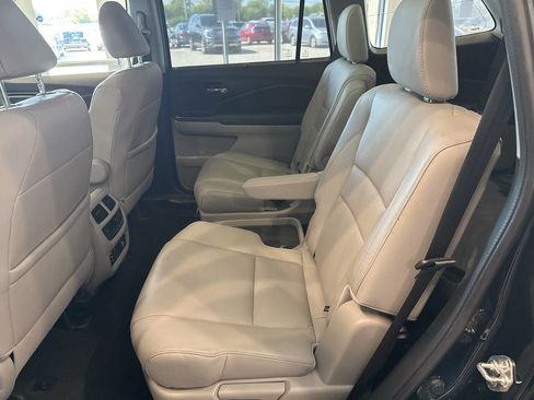 Used 2018 Honda Pilot Elite image 28