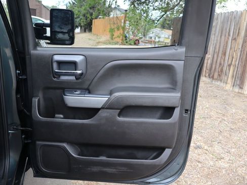 Used 2018 Chevrolet Silverado 2500 LT w/ Z71 Package, Off-Road AWD/4WD image 25