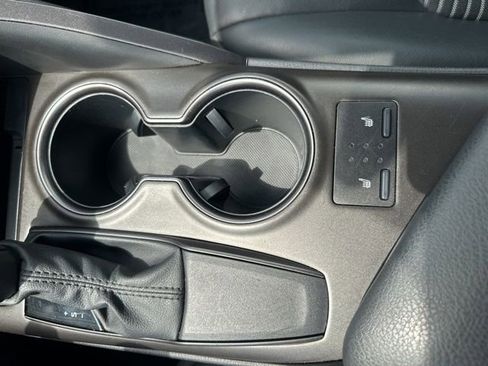 Used 2023 Toyota Camry SE FWD image 33