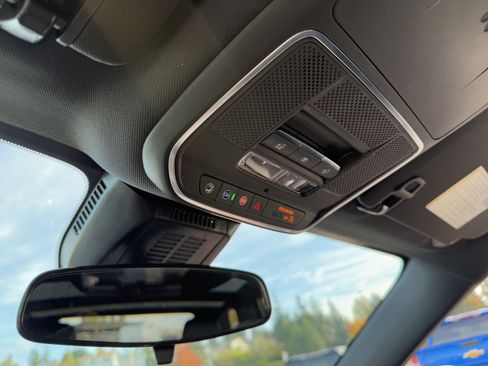 New 2026 Chevrolet Equinox RS image 18