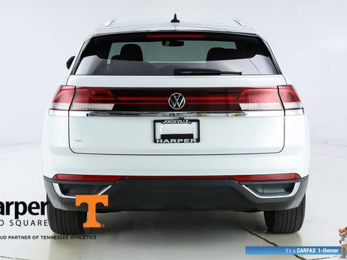 Used 2024 Volkswagen Atlas Cross Sport SE FWD image 44