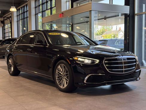 Certified 2023 Mercedes-Benz S 580 4MATIC Sedan image 2
