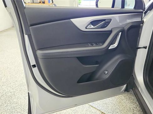 Used 2021 Chevrolet Blazer LT FWD image 33