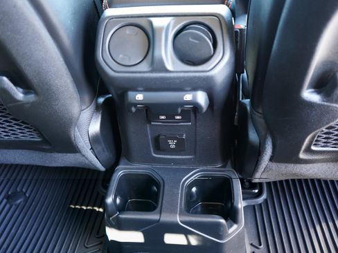 Used 2021 Jeep Gladiator Mojave AWD/4WD image 27