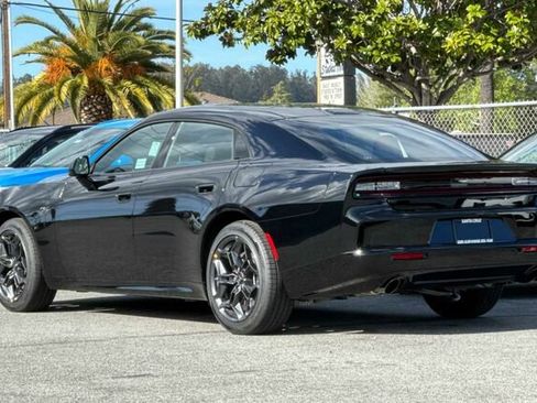 New 2026 Dodge Charger R/T w/ Blacktop Package AWD/4WD image 6