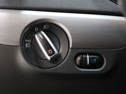 Used 2016 Volkswagen Jetta Sport FWD image 18