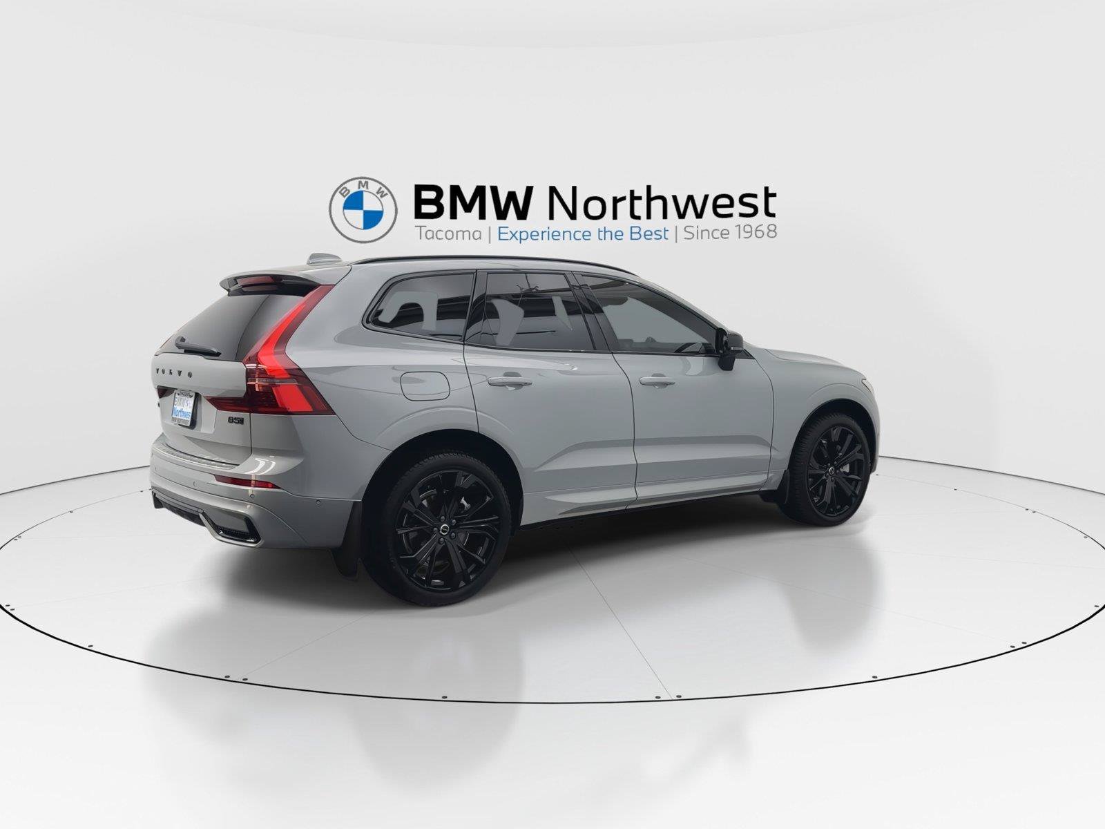 Used 2026 Volvo XC60 B5 Ultra w/ Protection Package Premier AWD/4WD image 4