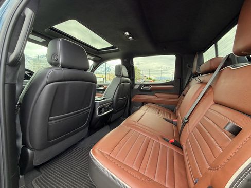 Used 2024 GMC Sierra 1500 Denali Ultimate AWD/4WD image 13