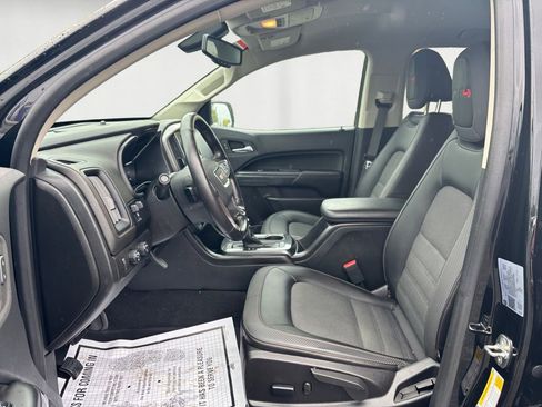 Used 2022 GMC Canyon AT4 image 9