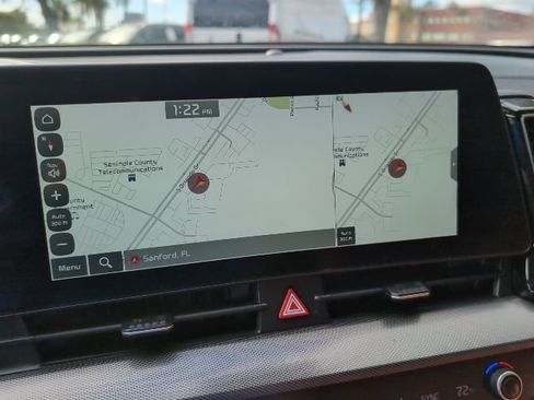 Used 2023 Kia Sportage SX image 14