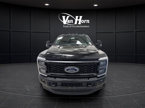 Used 2024 Ford F250 Lariat w/ Sport Appearance Package image 11